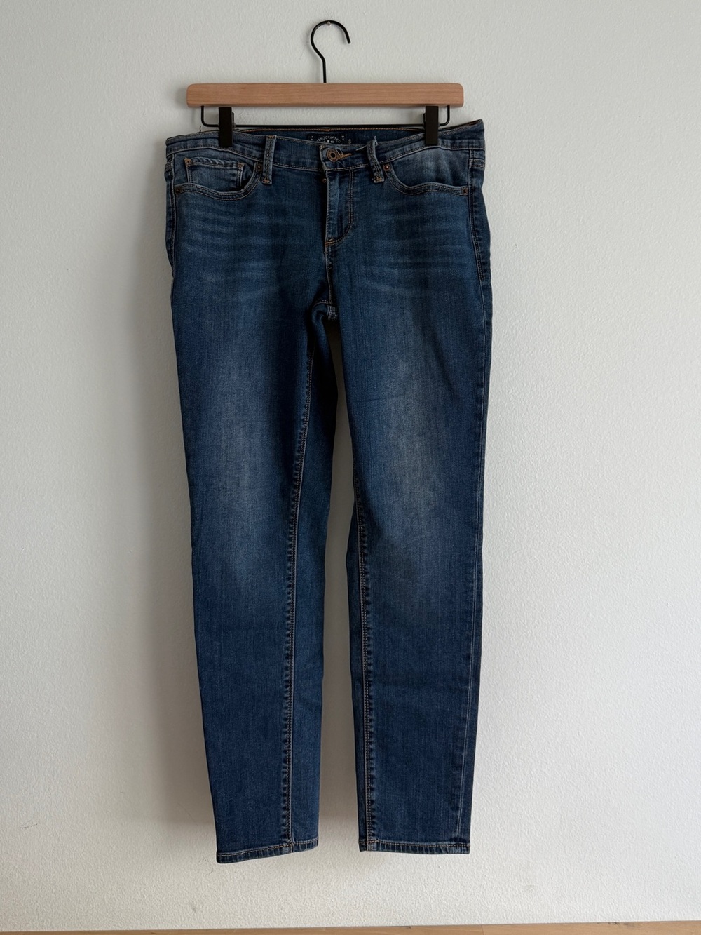 Women’s Lucky Brand Charlie Skinny Jeans in Medium Blue Wash